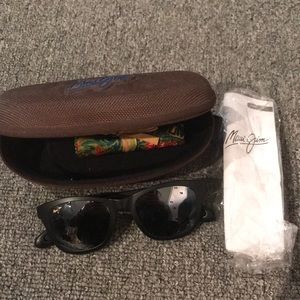 Maui Jim Sunglasses- Hana Bay